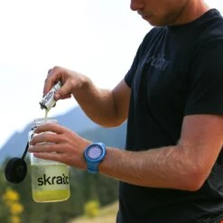 Skratch Labs Hydration Drink Mix 22g Orange Single Serve 9 Skratch Labs Hydration Drink Mix 22g Orange Single Serve -Camelbak Shop 1275791 hydration drink mix 22g orange